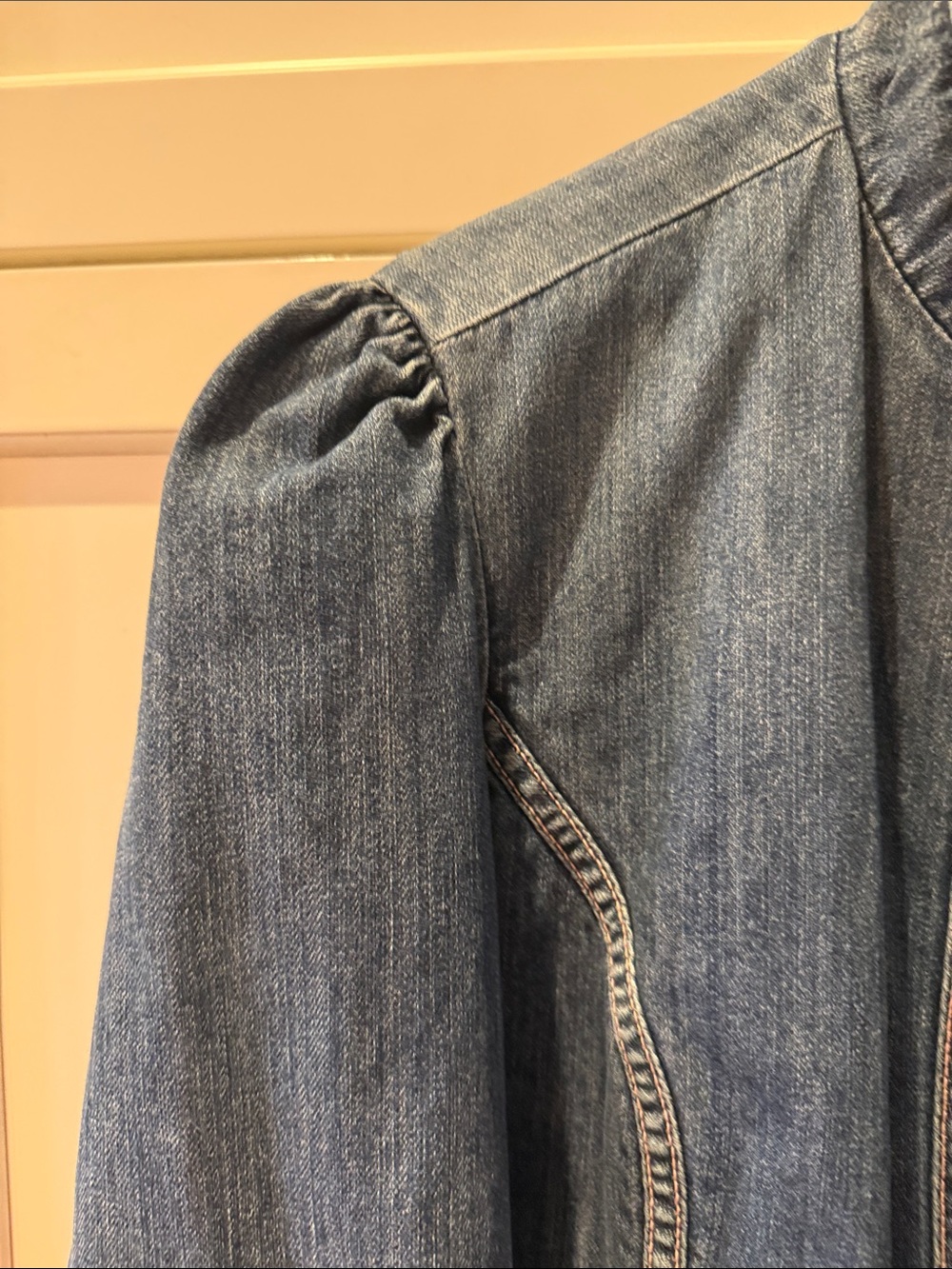 2005 GAP puff sleeve Denim Jacket with Braid Trim Y2K - Picture 3 of 8